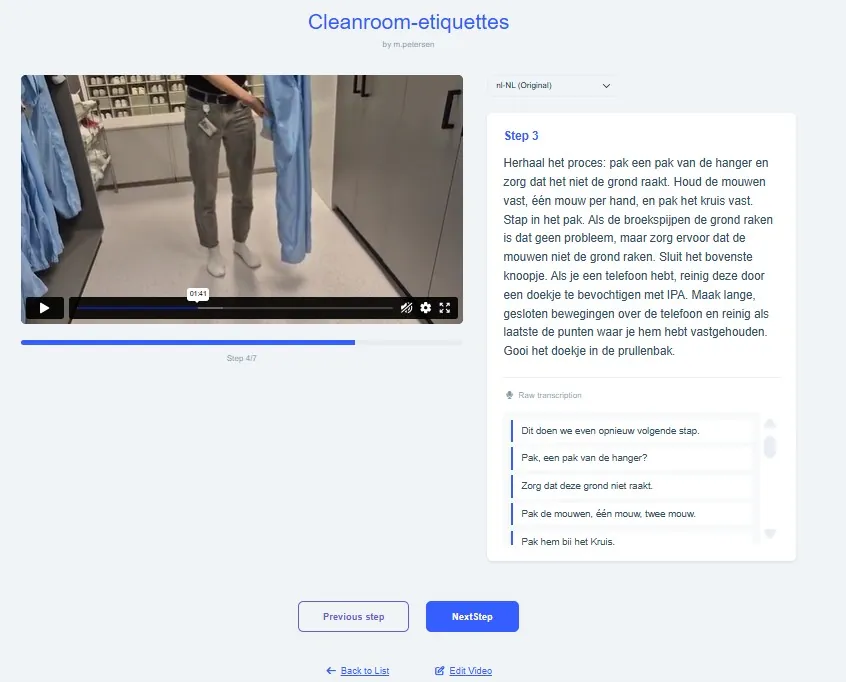 Cleanroom-werkinstructie stap 3: cleanroompak van de hanger pakken